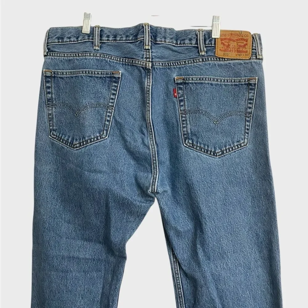 Levi's Men's 505 Regular Fit Non-Stretch Jeans Size 40x30 Medium Wash Streetwear